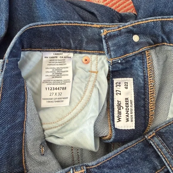 Wrangler Women’s Wanderer High Rise Flare Jeans NWOT - Picture 6 of 11